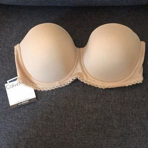 NWT Calvin Klein Strapless Bra 36D